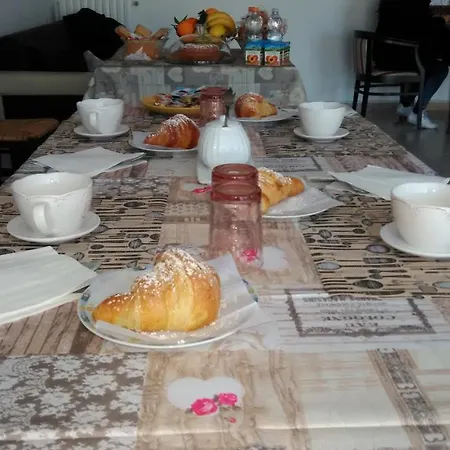 Costa D'amalfi E Cilento Bed & Breakfast 4*