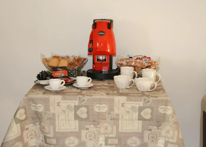 Costa D'amalfi E Cilento Frühstückspension 4*