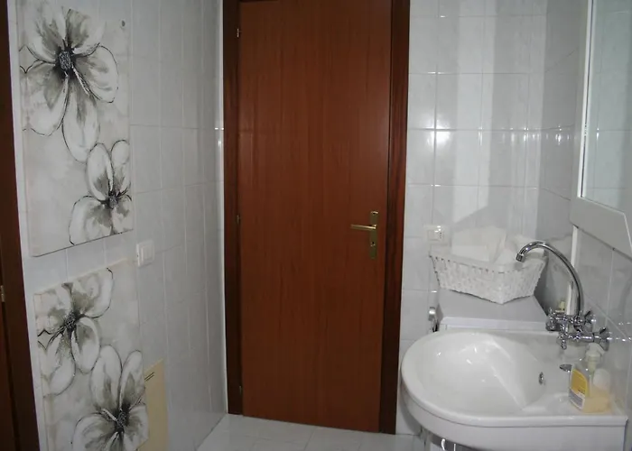 Costa D'amalfi E Cilento Frühstückspension 4*